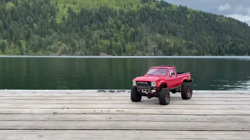 Marlin Crawler in the woods. With vanquish axle upgrade #rc4wd  #trailfinder2