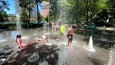 Три дня экстремальной жары окутали Нью-Йорк