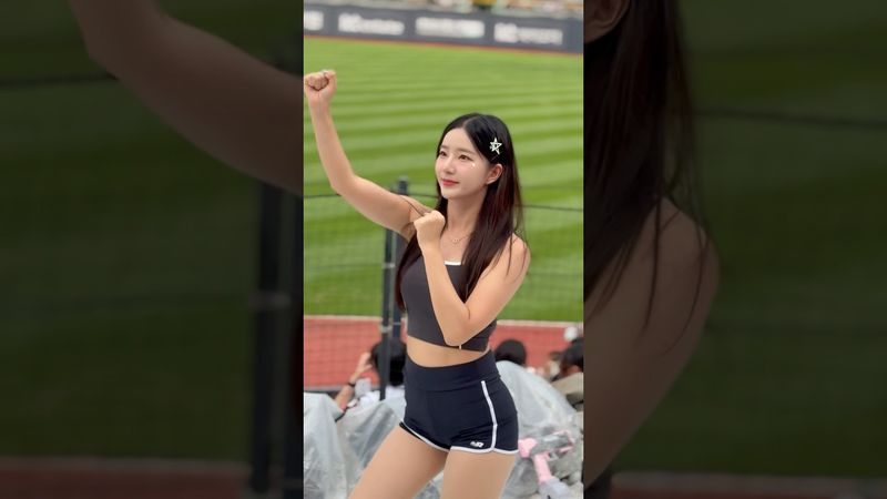 맥심 모델 본 적 있어요? #김진아 #김진아치어리더#ktwiz #kt위즈 #kt위즈치어리더