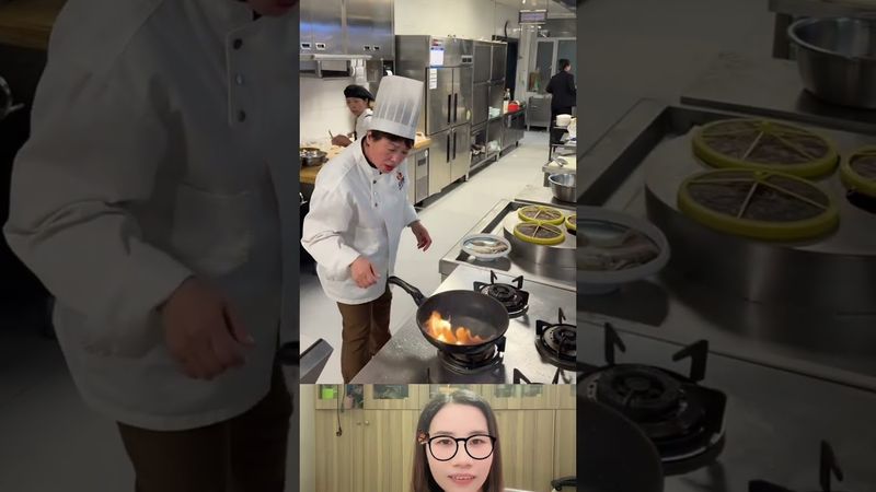 Chiên cái gì vậy? #music #love #song #coversong #singersongwriter #duet #trump #korea