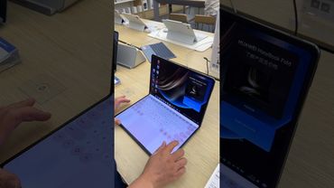 Smooth Hinge & 8-Finger Keyboard?! Huawei MateBook Fold is Amazing!