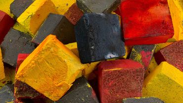 ❤️💛🖤 Colourful Dyed Super Satisfying Chalk Asmr Soft Powdery and Crunchy