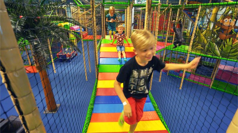 Fun Indoor Playground for Family and Kids at Leo's Lekland