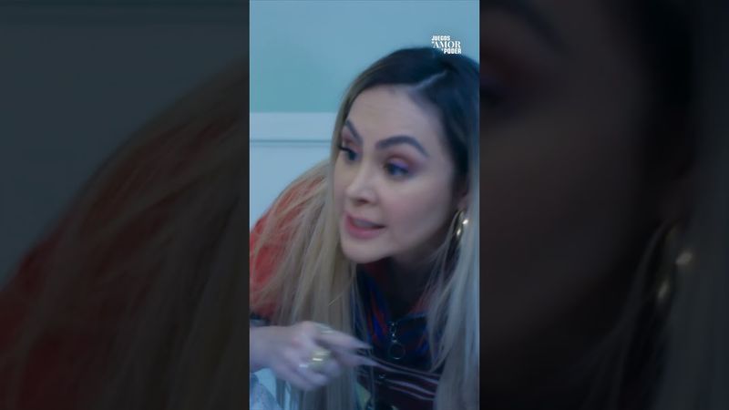 La esposa de el Greñas se apiadó de él #JuegosdeAmoryPoder #Uninovelas