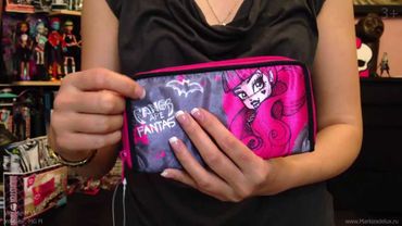 Аксессуары Monster High и подарки из Кёльна, Германия