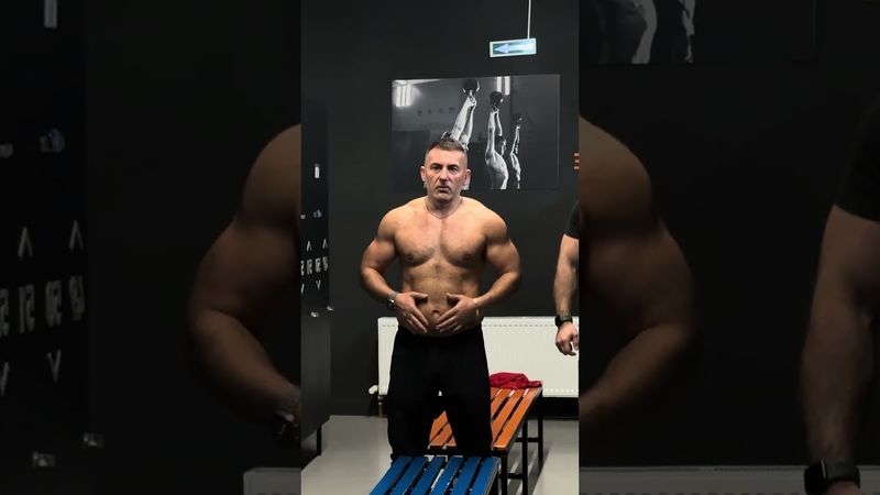 На 45 лет думаю хорошо выгляжу!