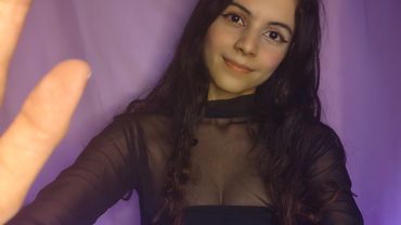 I want to fill you with kisses 😚| ASMR hand movements & kisses to make you sleep 