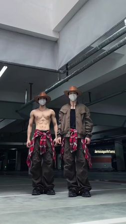 埃及摇怎么能没有我呢 #柠檬蛋黄 #douyin抖音 #淺跳一下 #抖音 #trenddance #viraldance #dancetr...