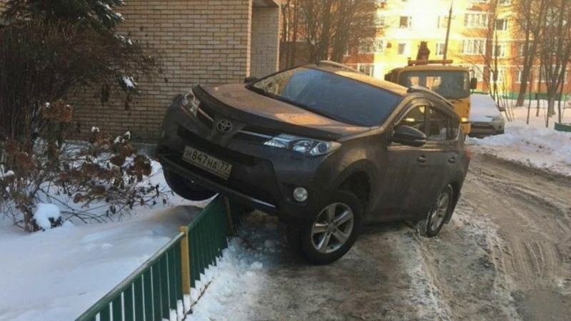 Чудеса парковки. Автохамы и чудеса автопарковки №2