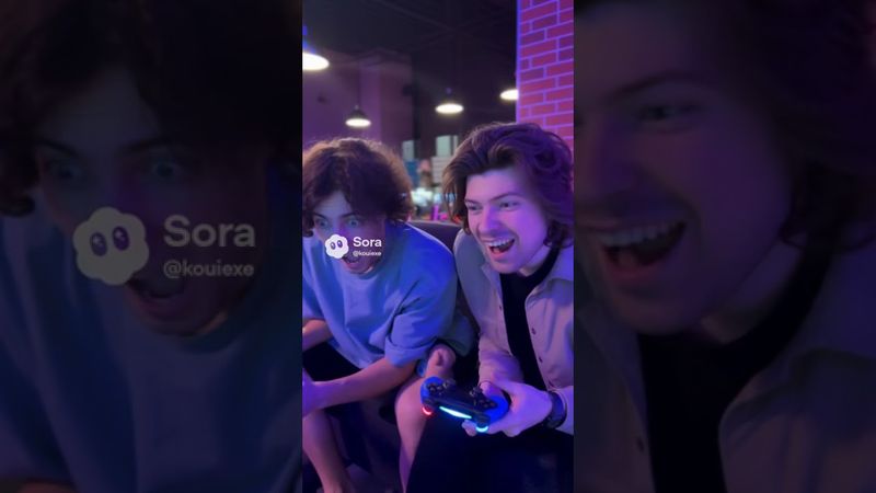 два ютубера встретились Кирилл смотрит и фиксай  #ии