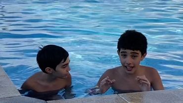 Quem parar de nadar primeiro perde