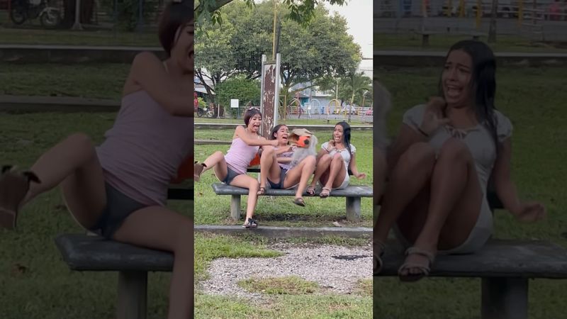 La cabeza de la abuelita 👵 falsa 🚫 de la felicidad 😍 #youtubeshorts #funny #trending #shortvideo