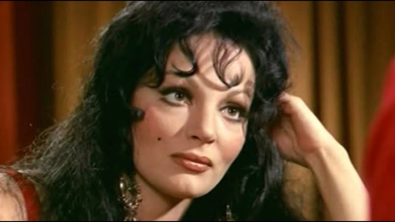 BELLAS DE NOCHE (LAS FICHERAS) película de 1975 con Sasha Montenegro y Jorge Rivero.