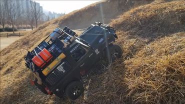RC4WD Land Rover Defender D90 Off-Road Trail One
