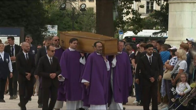 Notre-Dame welcomes the coffin of Cardinal Vingt-Trois | AFP