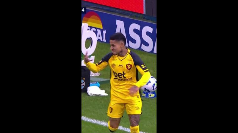 Gol de Matheusinho para o Sport contra o Grêmio