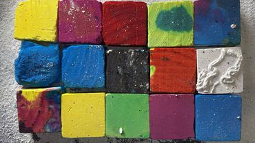 Bright Dyed Chalks on Sizzling Foam 💕💕