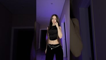 GELIK танцует трендовый танец