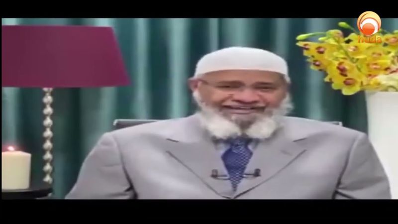 why muslims mocking hindus in drinking cow urine and they drink camel urine  Dr Zakir Naik #hudatv