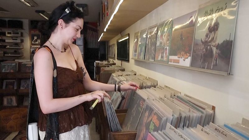 Магазин виниловых пластинок в Бейруте держится вопреки всем трудностям