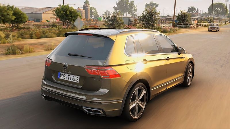 GTA 5 Ultimated Graphics Mod Enhancement With Real Life Traffic Mod Showcase On RTX4090 4K60FPS