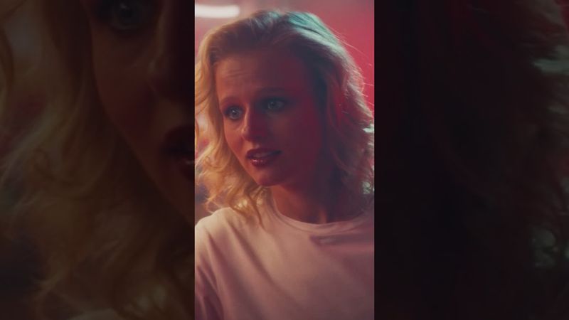 Не говорите, что не было | Смотрите драмеди «Между нами химия» на KION