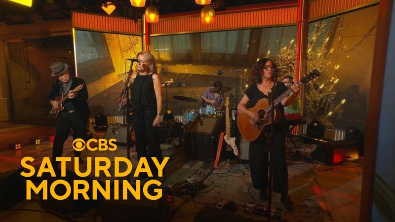 Saturday Sessions: Neko Case performs "Baby I'm Not (A Werewolf)"