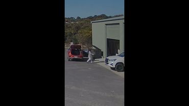 Mushroom killer Erin Patterson dumps dehydrator in newly revealed footage