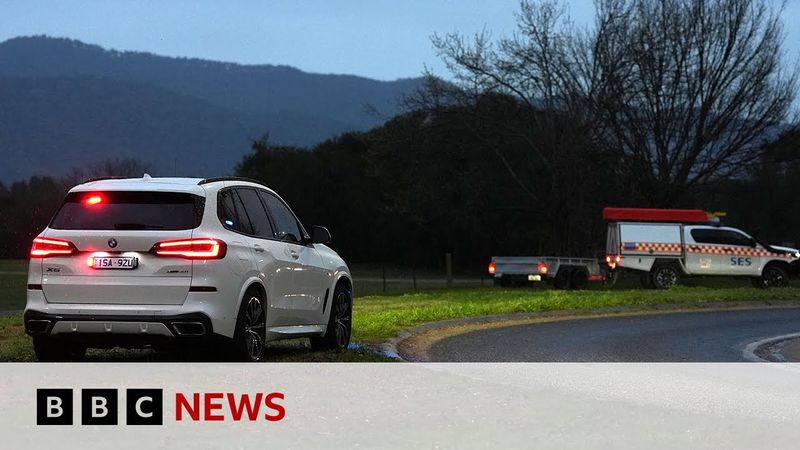 Manhunt under way after two police officers shot dead in Porepunkah, Australia | BBC News
