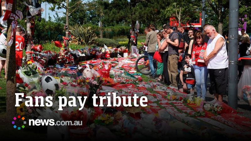 Football fans leave tributes in memory of Diogo Jota