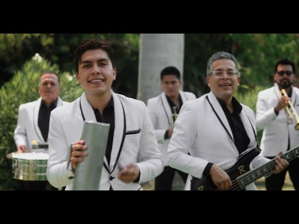 Popurrí de Éxitos 2 - Internacional Carro Show Grandes Éxitos