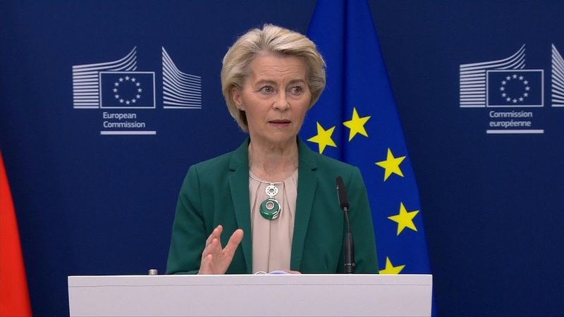 EU chief delays retaliation over US tariffs in bid for deal | AFP