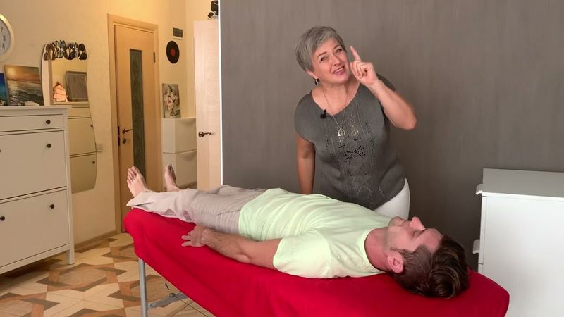 Кого полюбит массажист? Того, кто бережет его кушетку!