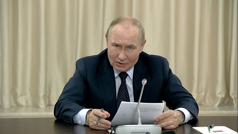 Путин и Зюганов: суверенитет, ШОС-триада, “концлагерь ИИ” и возвращение Сталинграда