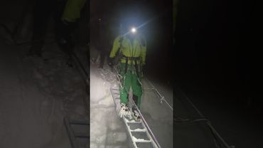 Утро сегодня началось не с кофеёнка. Уносили ноги от снегопада. Унесли 🤙🏼😜