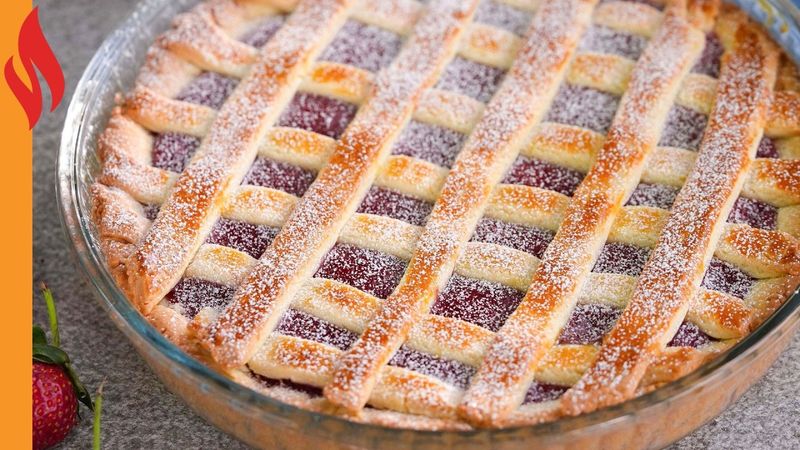 Çilekli Turta Tarifi | Nasıl Yapılır?