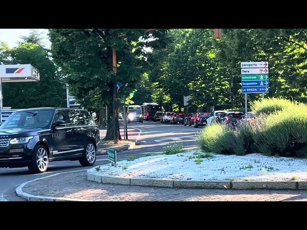 [NEW/PNEUMATICA/WAIL/WIG-WAG] PASSAGGIO AMBULANZA CROCE VERDE FORNOVESE (PR) IN SIRENA