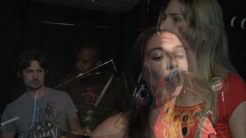 Kara Grainger - Sky Is Falling @ Studio City Sound LIVE!