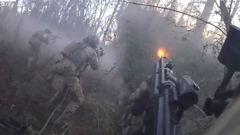 🔴 Ukraine War - Ukrainian Scouts Storm Russian Trenches On The Eastern Front • Helmet Cam Combat