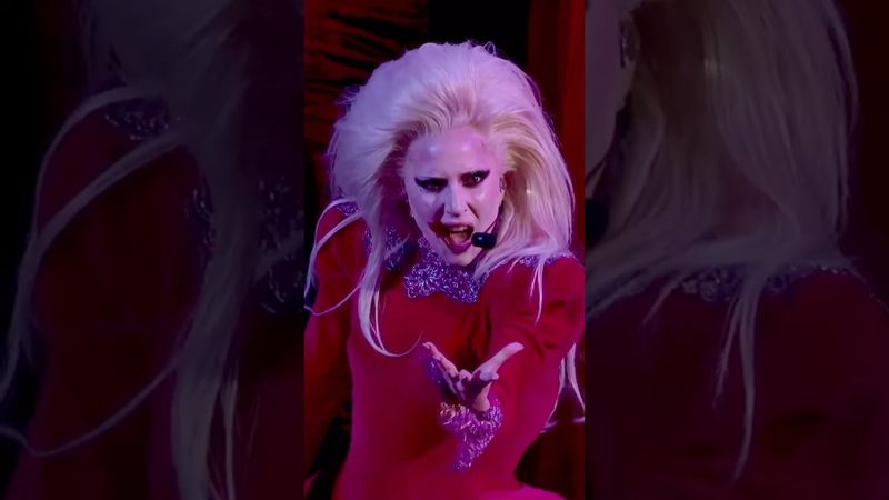 Lady Gaga cantando “Abracadabra” no evento TUDUM da Netflix. Parte 3 #ladygaga #tudum