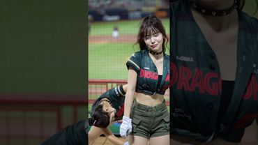 能看出多慧跟口水的感情真的超好 常常在一起打鬧🤣@lee_dahye