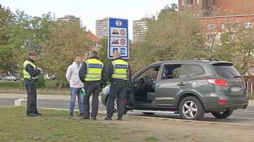 «Их слишком много»: Германия хочет и дальше отказывать просителям убежища