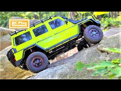 RC Car TRACTION HOBBY Brabus G550 Rock Climbing 2