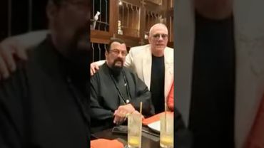 Жан-Клод Ван Дамм на дне рождения Стивена Сигала!а Сигала#легенды #movie