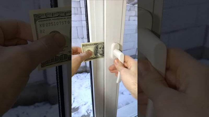 نصيحة منزلية مفيدة للغاية! كيف تُحوّل نوافذك البلاستيكية إلى وضع الشتاء بنفسك؟