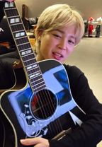 ✨Jimin Weverse Live after Jin’s Concert ~ Jimin Plays the Guitar Live...