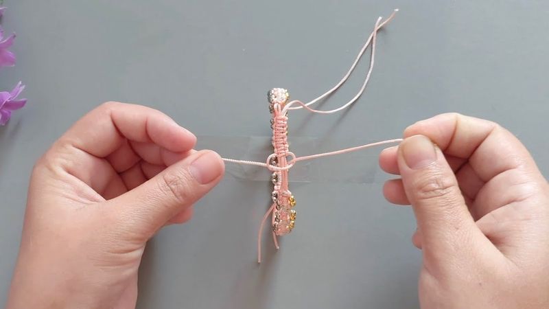 How to make Adjustable knot?  Friendship Bracelet.