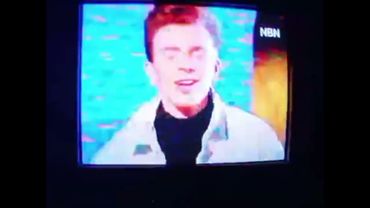 (AU) ? - Never Gonna Give You Up