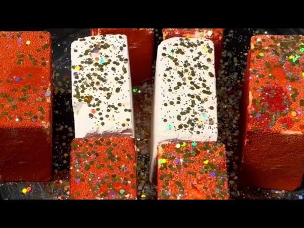 Orange Reformed & Plain White Fresh Gym Chalk with Glitter