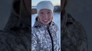 Иду за пирожными в деревне. Всех с днём влюбленных!